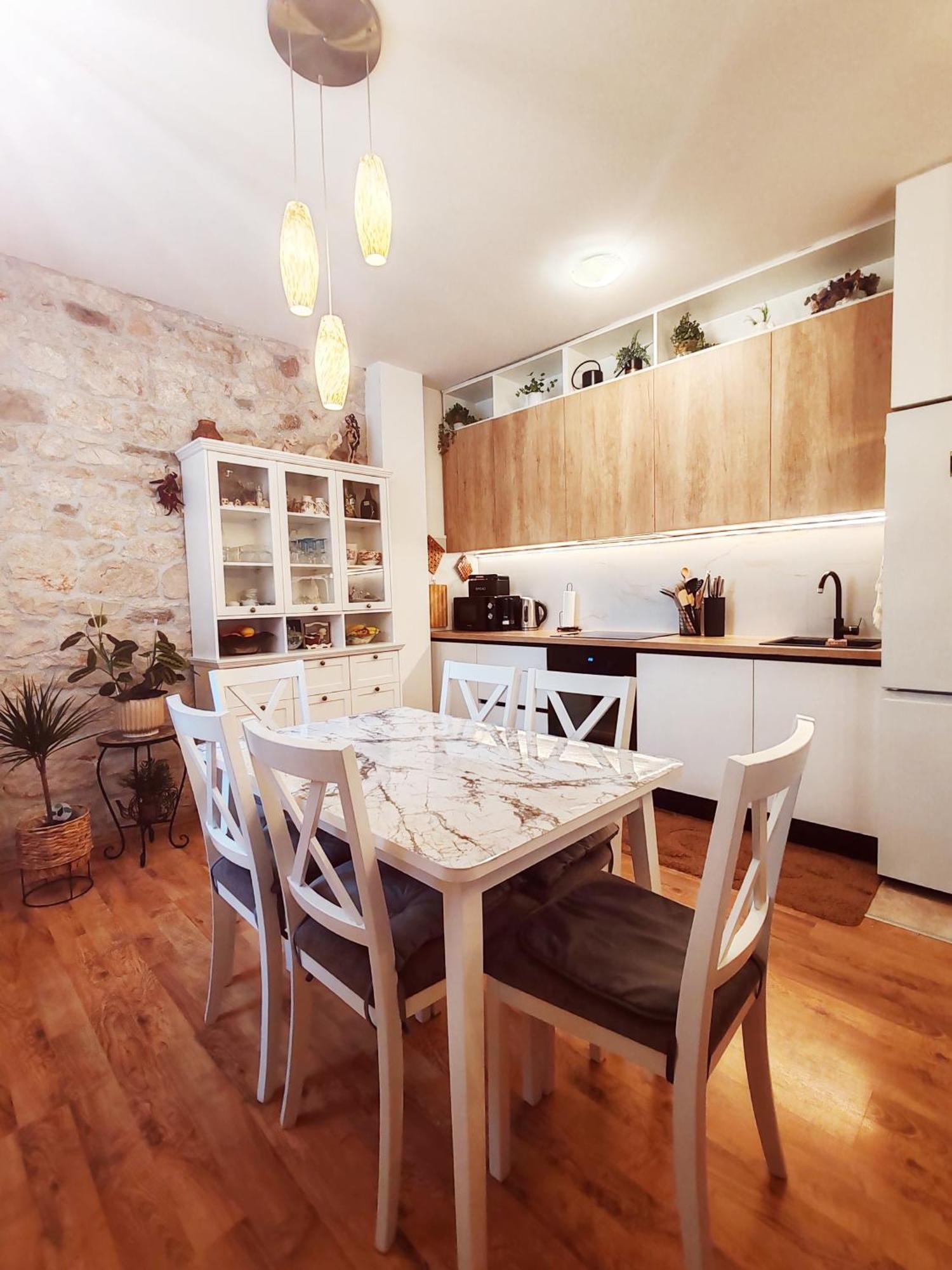 Apartman Hygge Omiš Extérieur photo